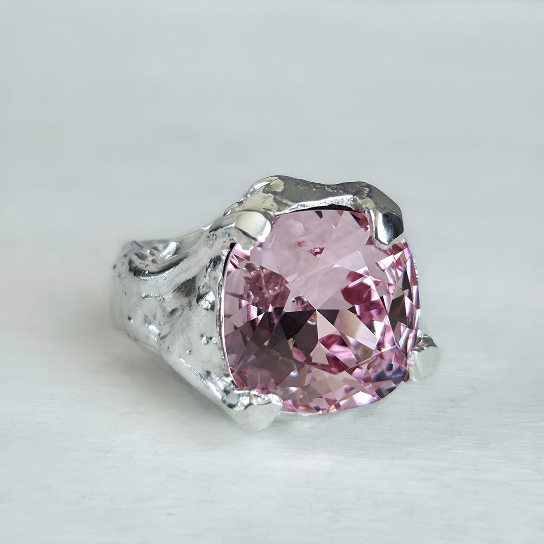 Talla 10: Anillo de plata estilo rústico con cristal austriaco auténtico