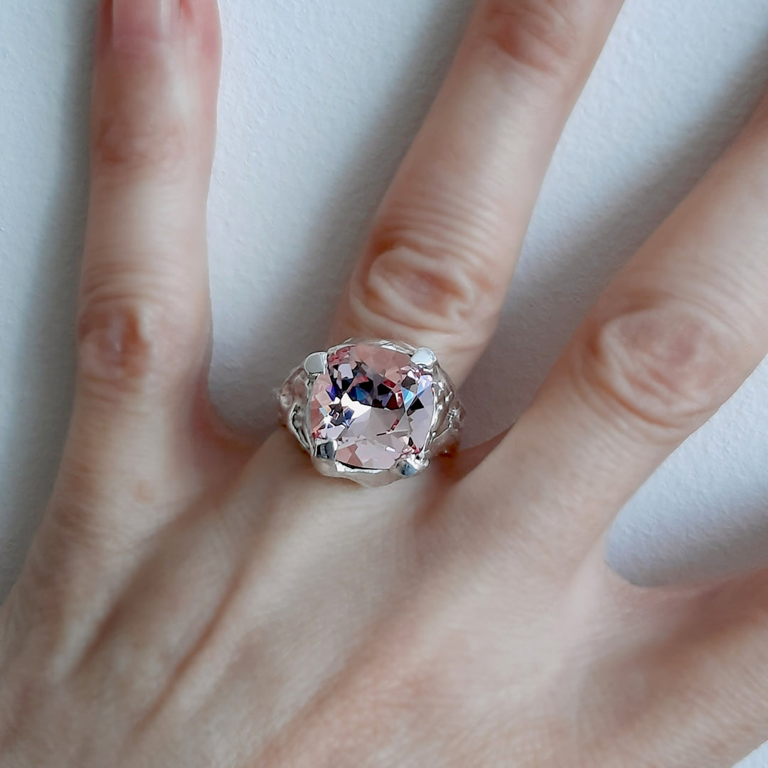 Talla 10: Anillo de plata estilo rústico con cristal austriaco auténtico