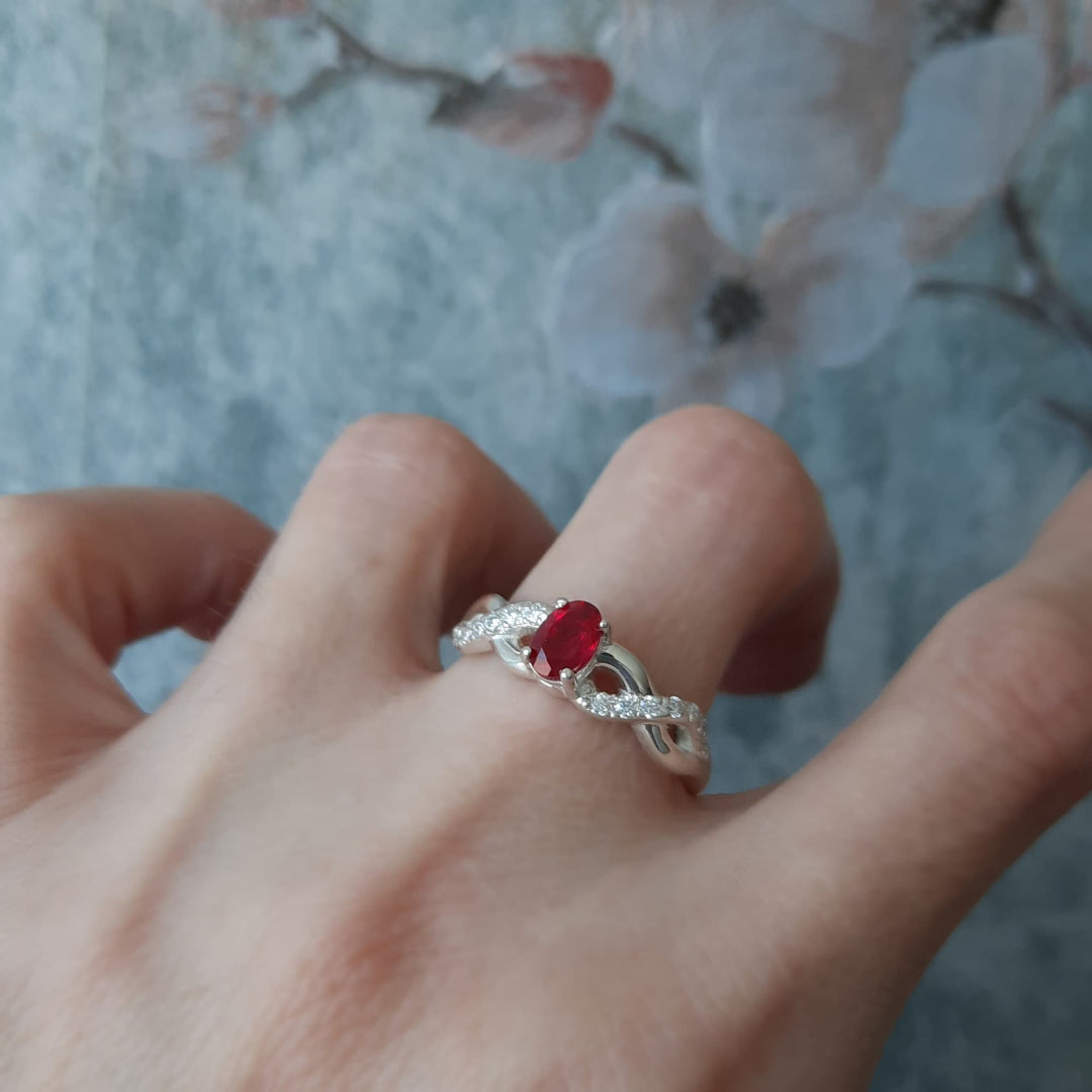 Anillo de promesa de plata 950 con rubí