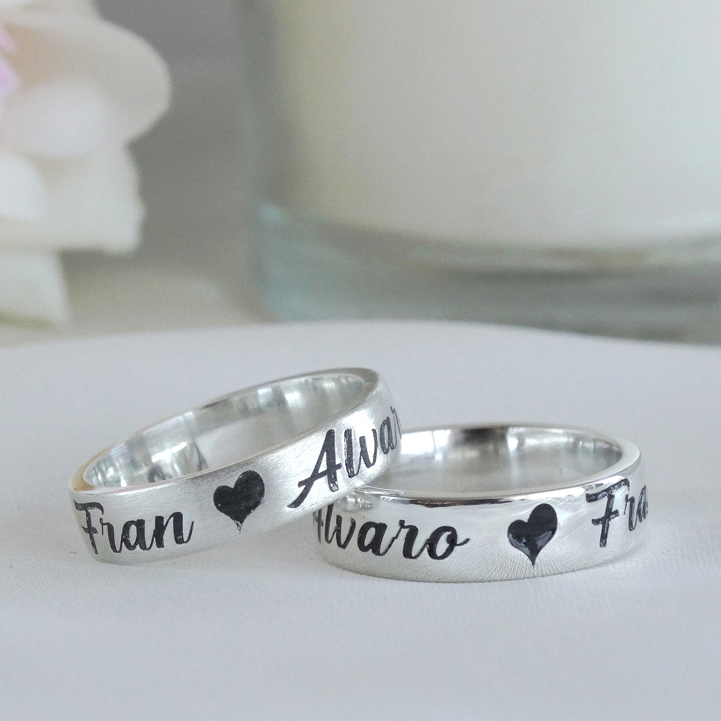 Argollas de matrimonio de plata personalizadas